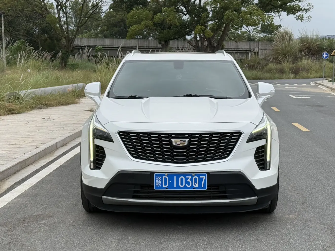Cadillac XT4  из Китая