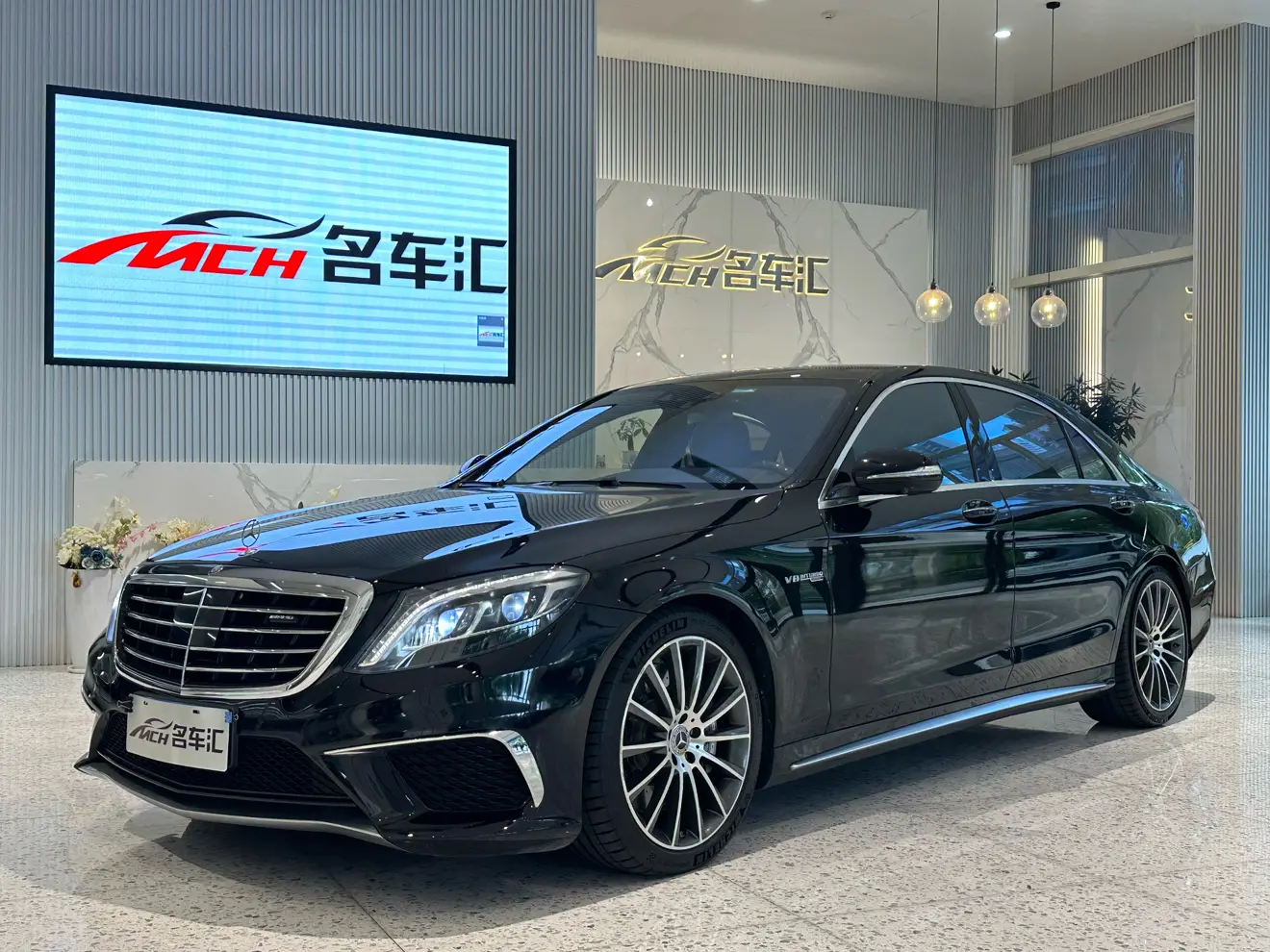 Mercedes-Benz S-Class AMG  из Китая