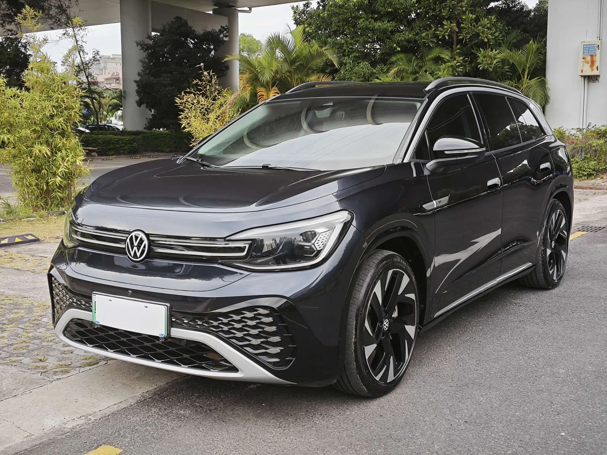 Volkswagen ID.6 CROZZ  из Китая