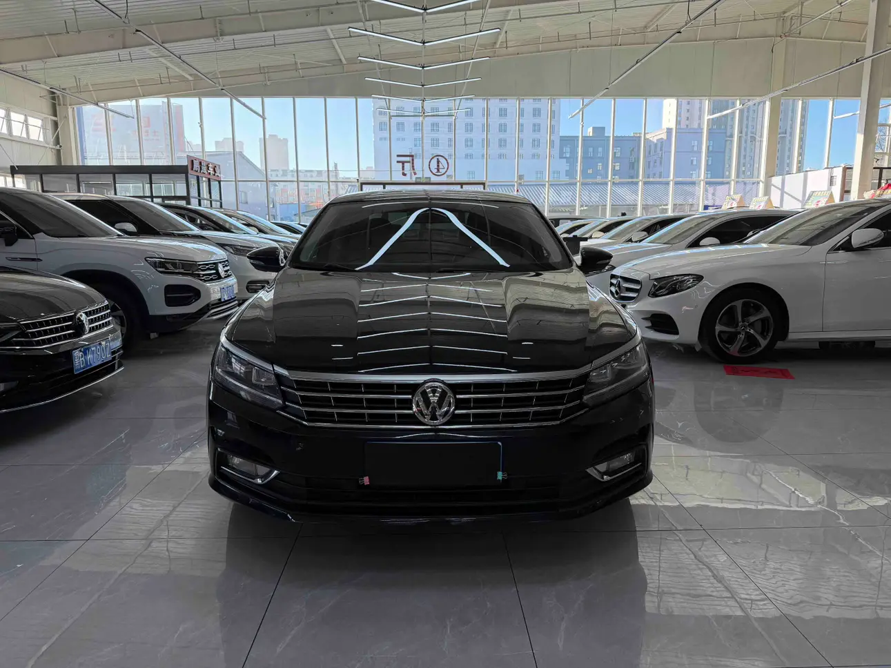 Volkswagen Passat  из Китая