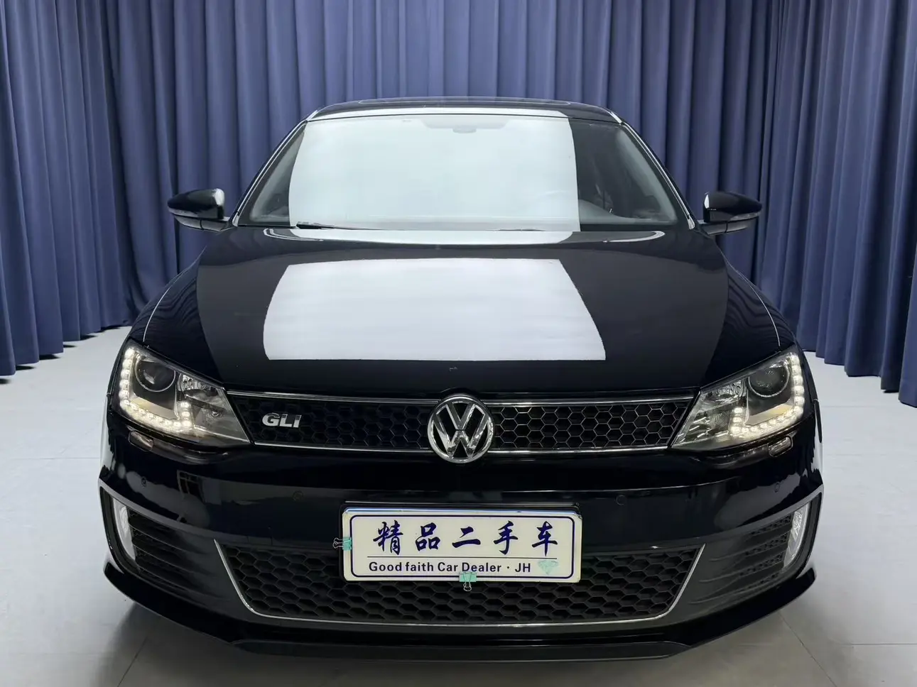 Volkswagen Sagitar  из Китая