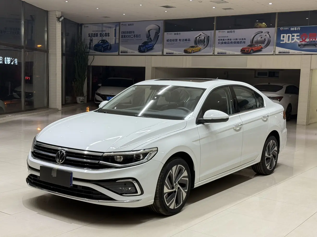 Volkswagen Bora  из Китая