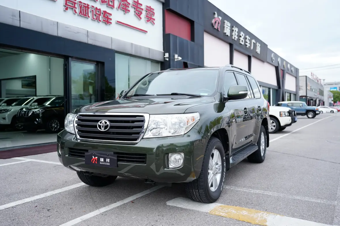 Toyota Land Cruiser (imported)  из Китая