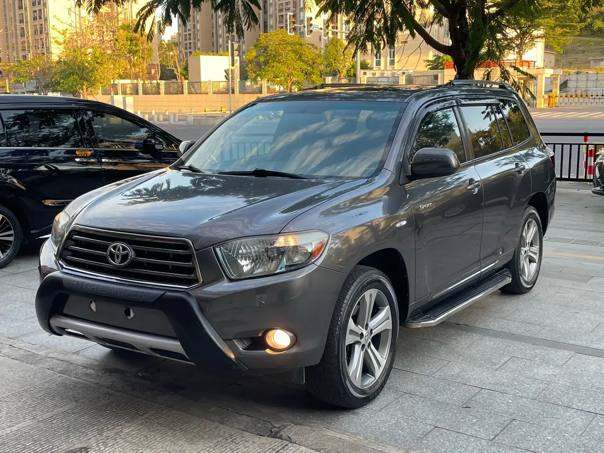 Toyota Highlander  из Китая