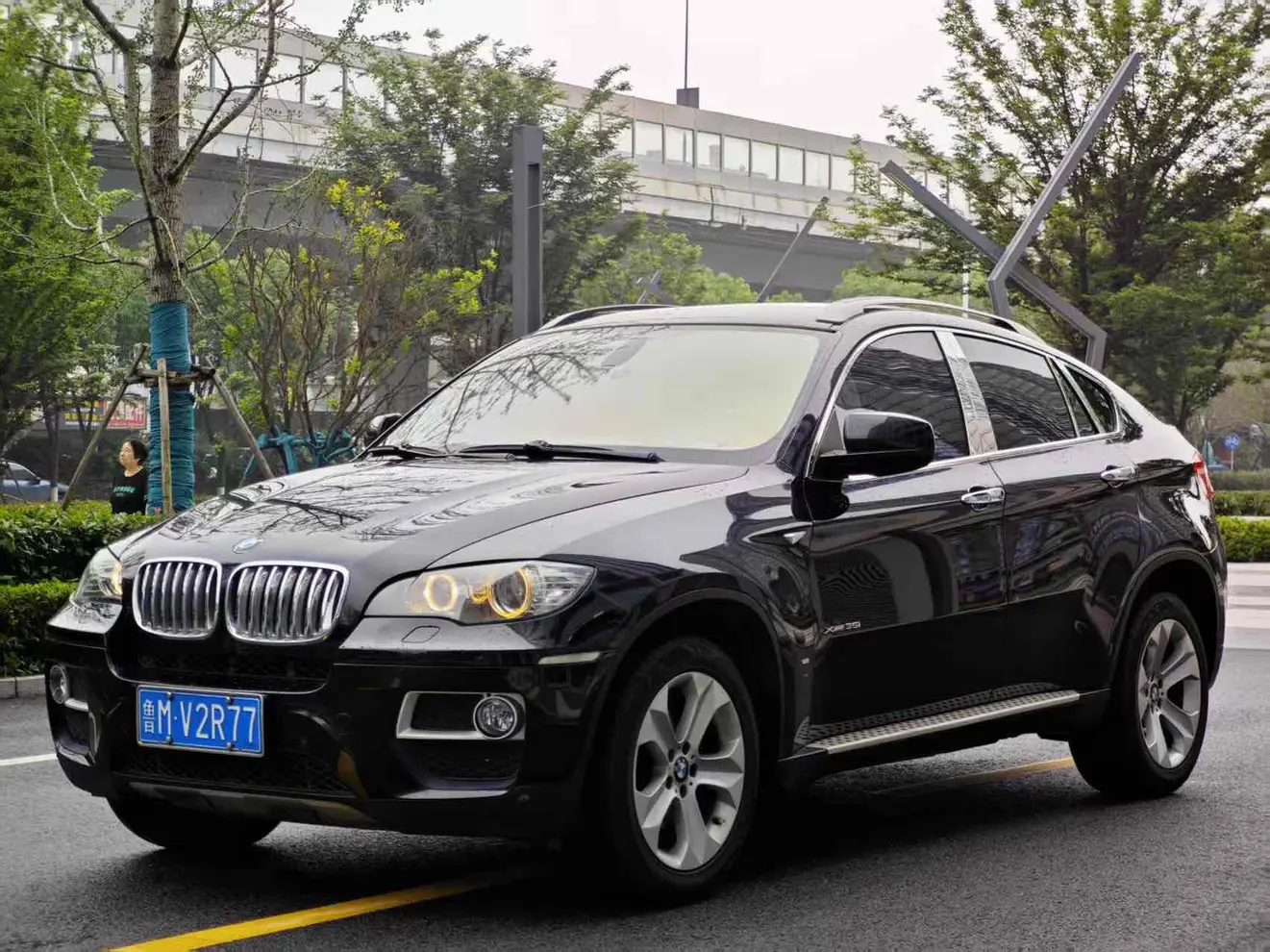 BMW X6  из Китая