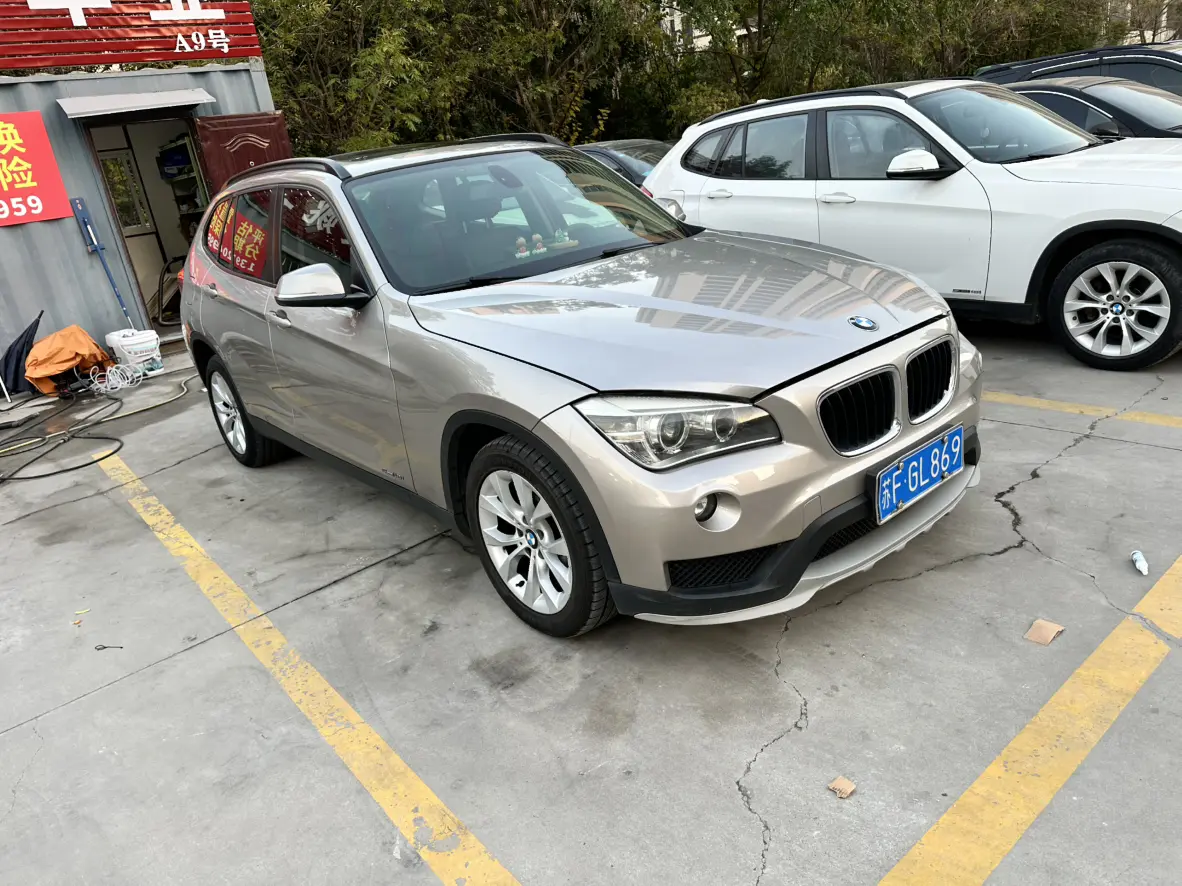 BMW X1  из Китая