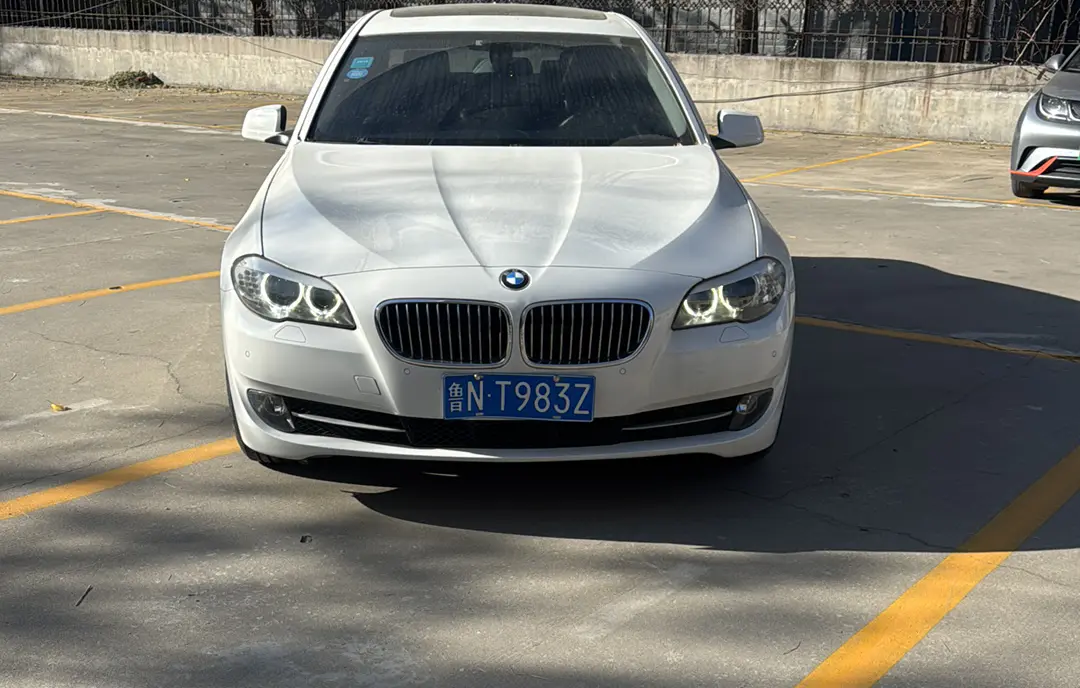 BMW 5 Series  из Китая