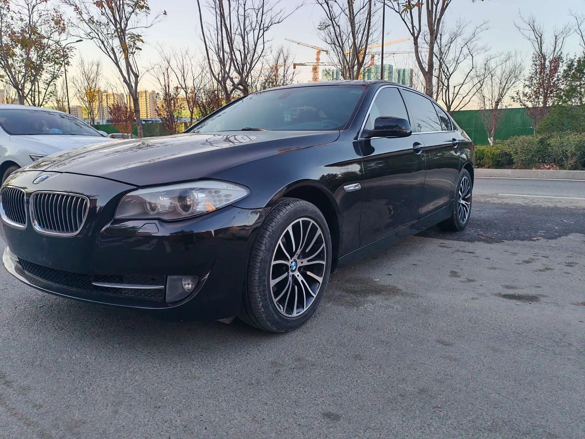 BMW 5 Series  из Китая