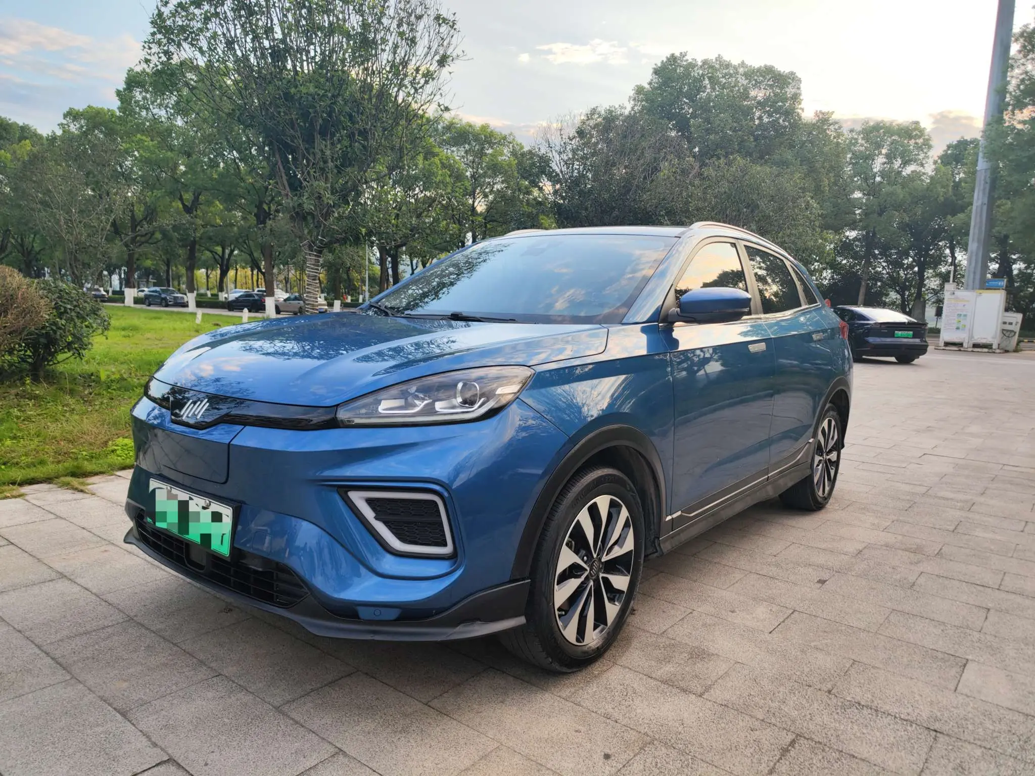 Weltmeister WM EX5  из Китая