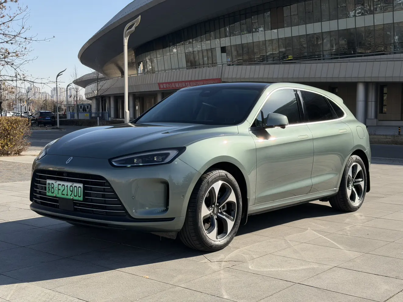 AITO M5 (Wenjie M5)  из Китая