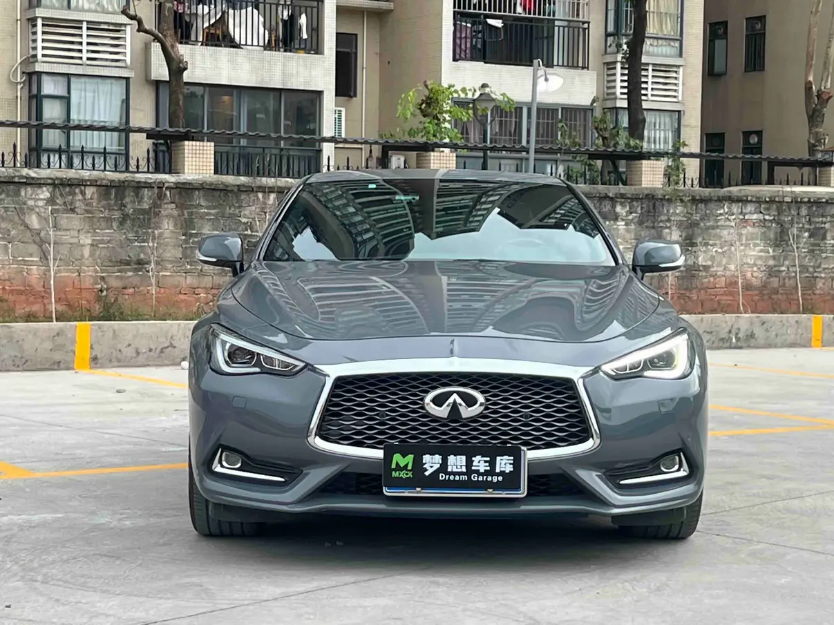Infiniti Q60  из Китая