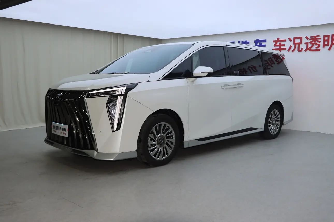 GAC Trumpchi M8  из Китая