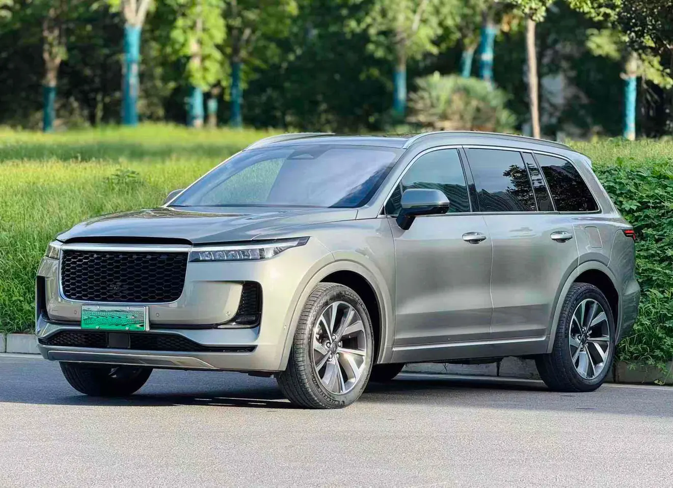 Li ONE (Ideal ONE)  из Китая