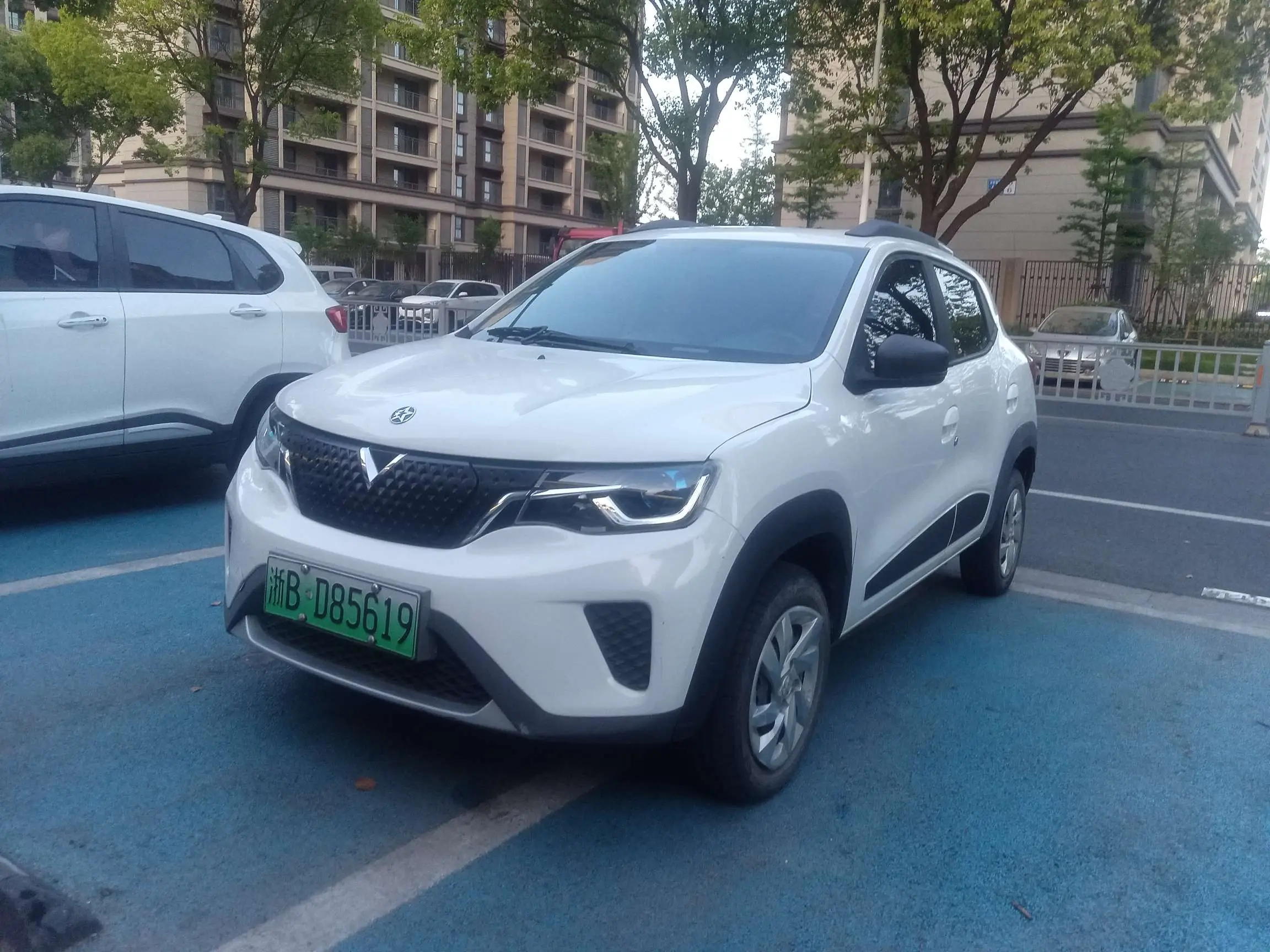 Kai Chen Venucia e30  из Китая