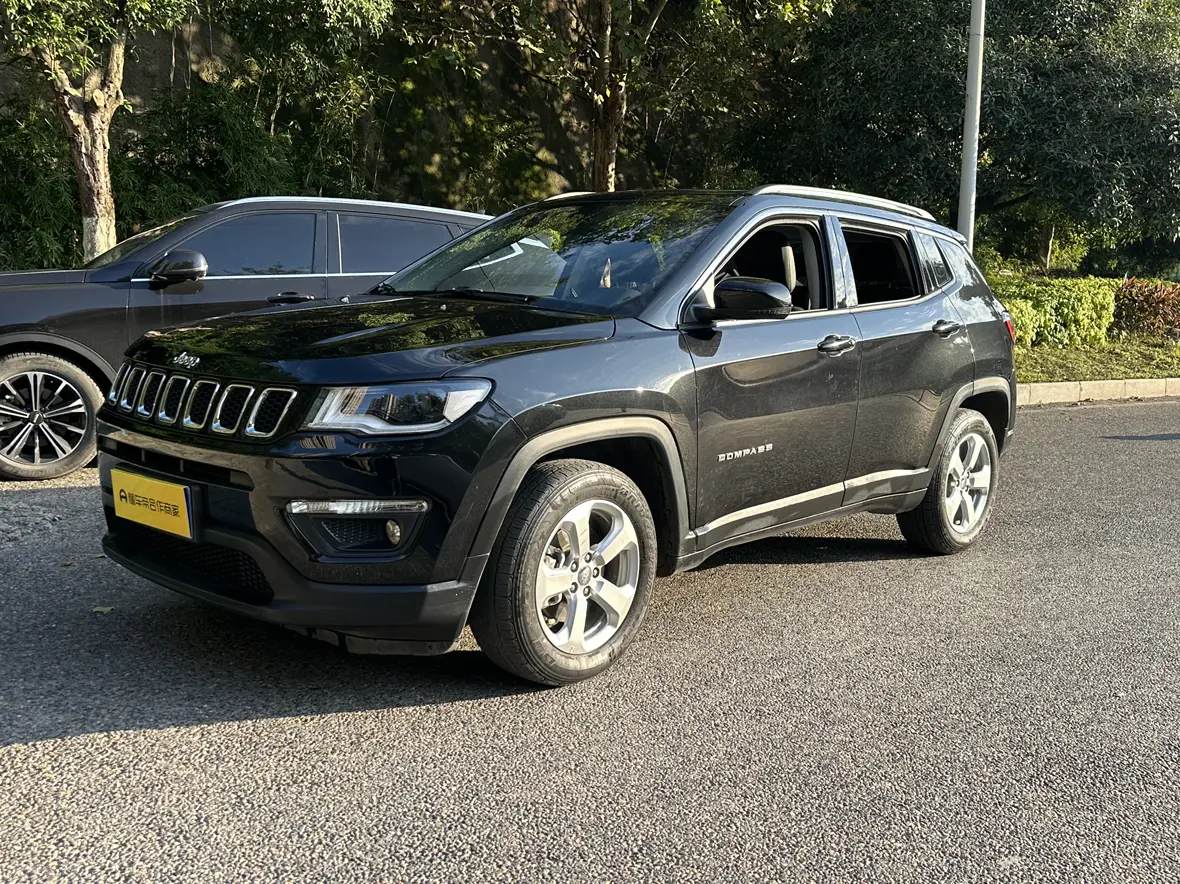 Jeep Guide to  из Китая