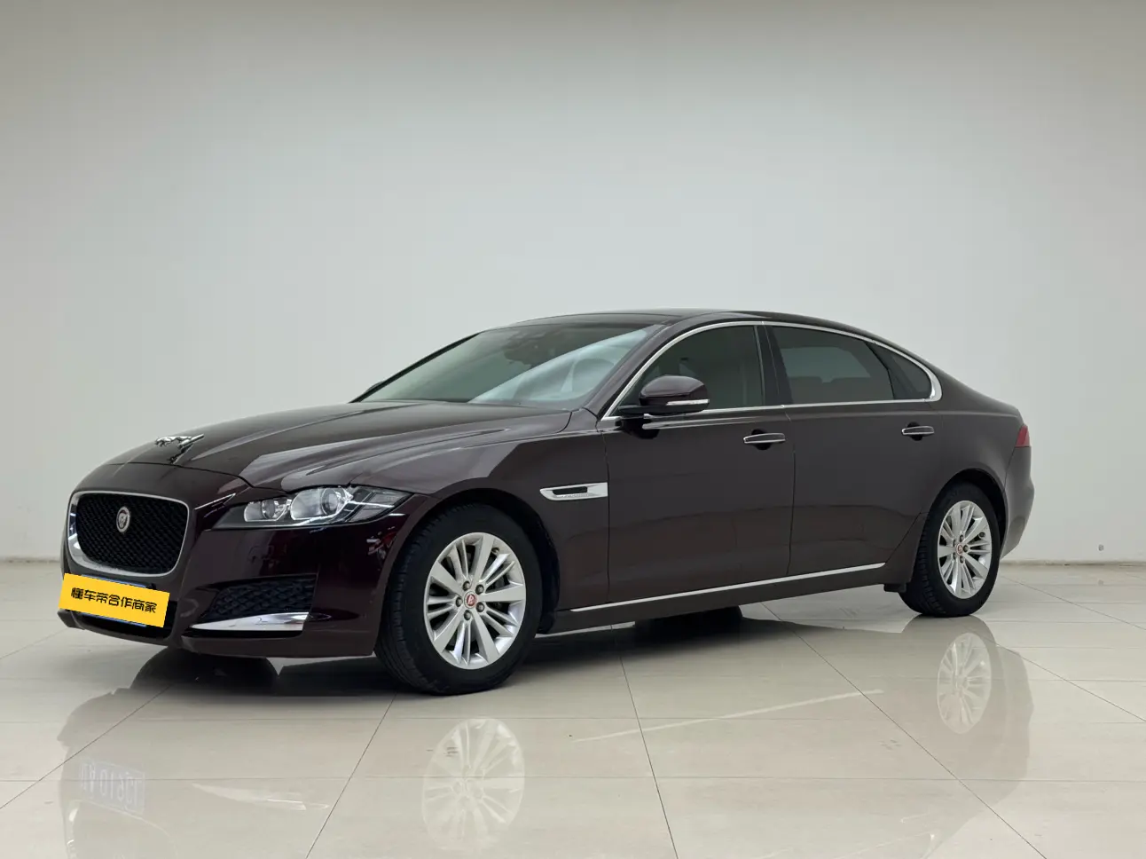 Jaguar XFL  из Китая