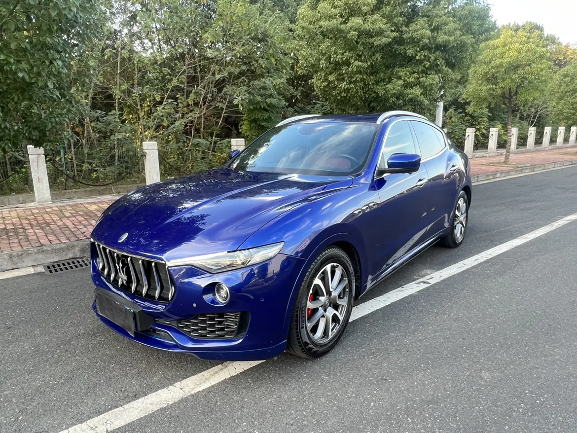 Maserati Levante  из Китая