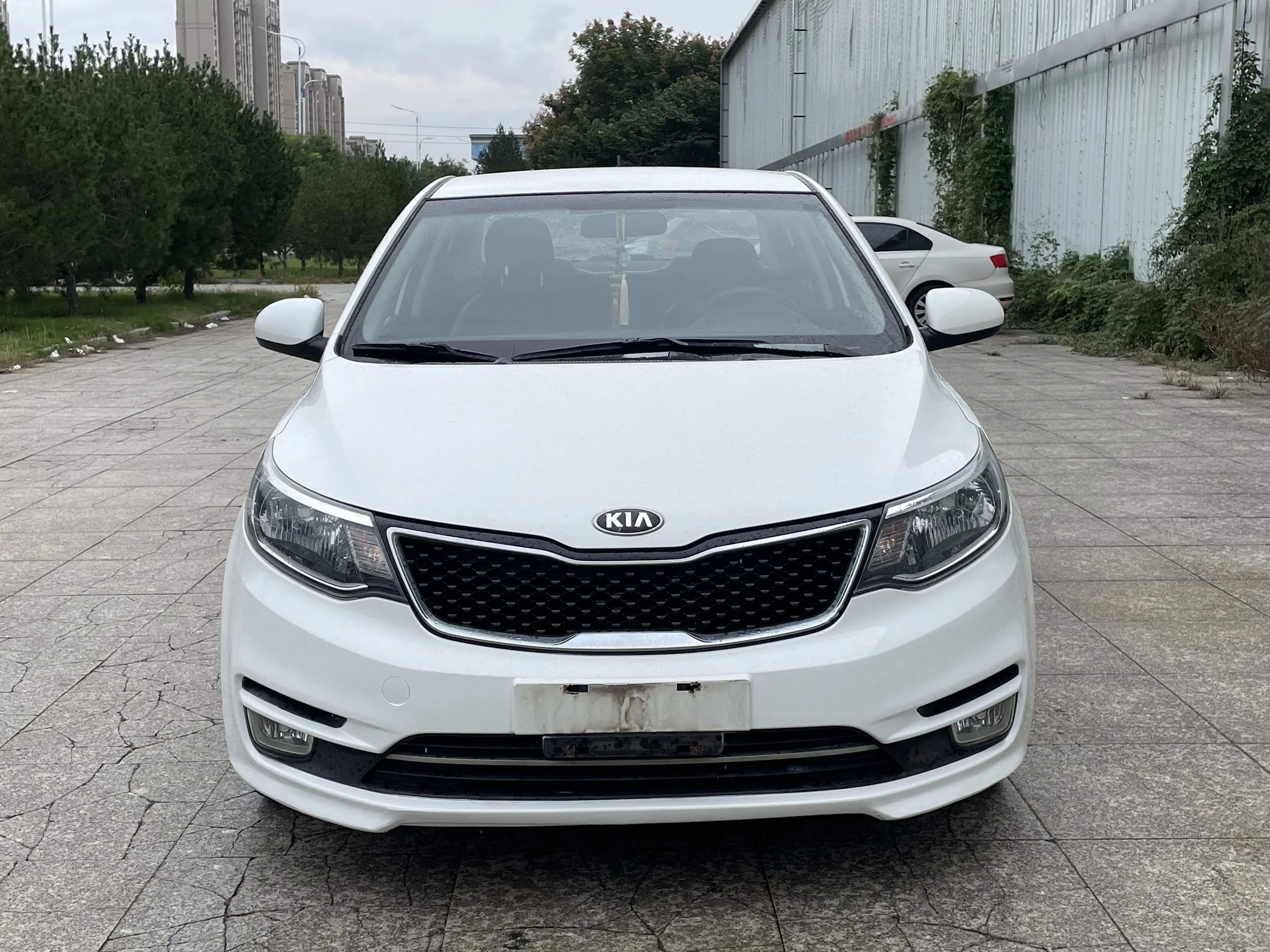 Kia K2  из Китая