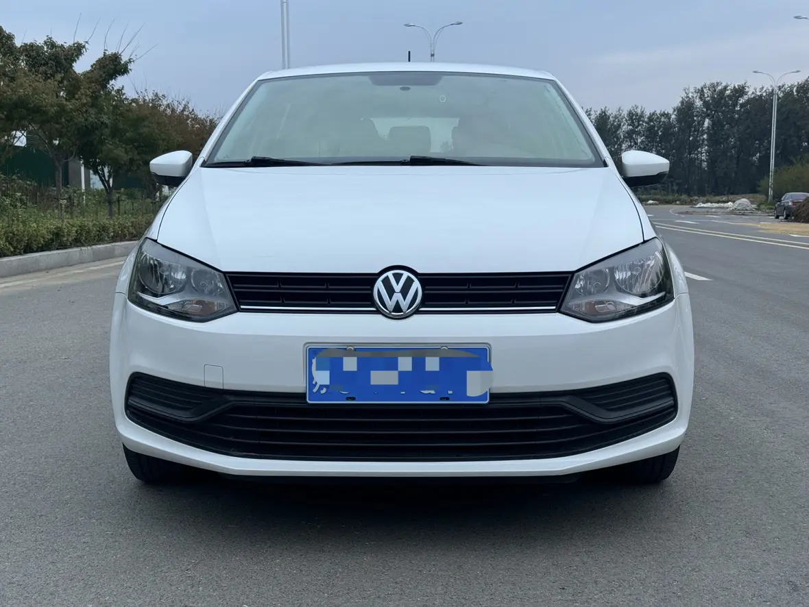 Volkswagen Polo  из Китая