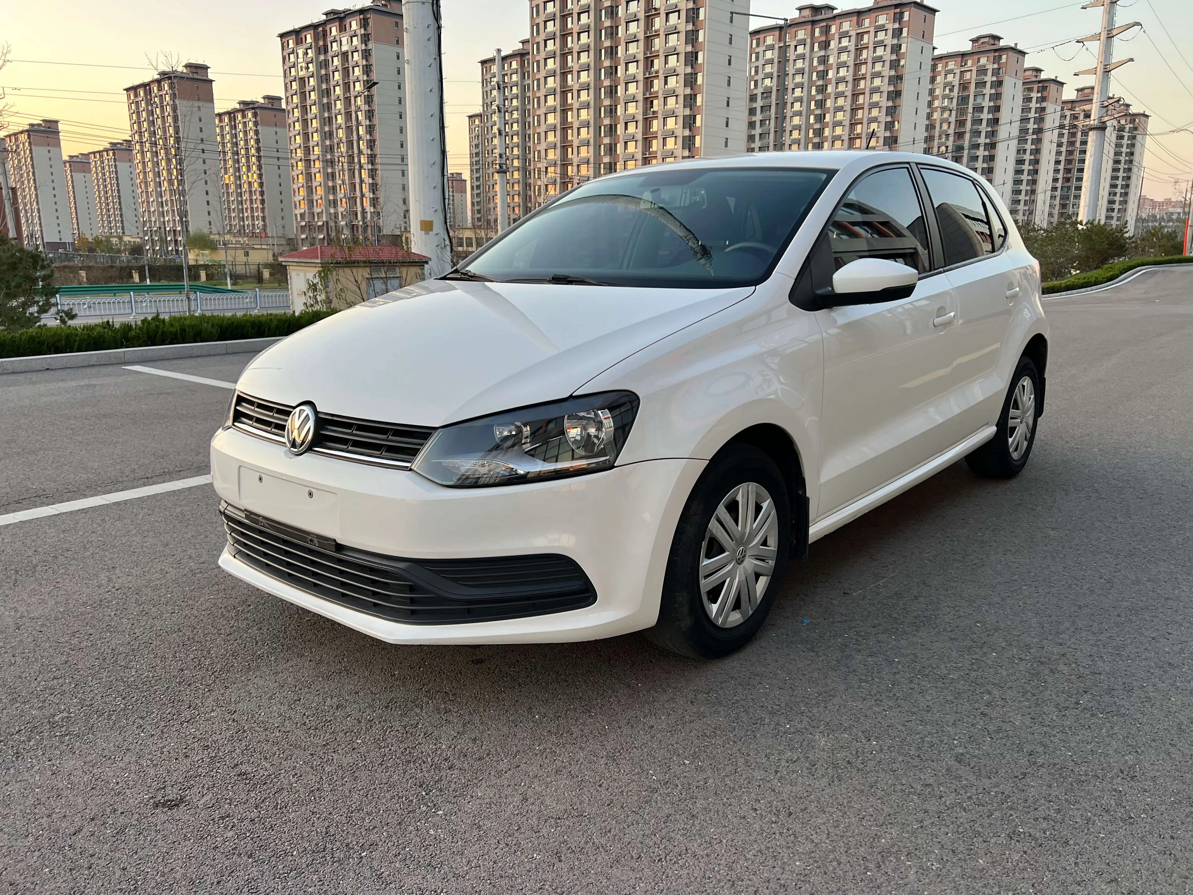 Volkswagen Polo  из Китая