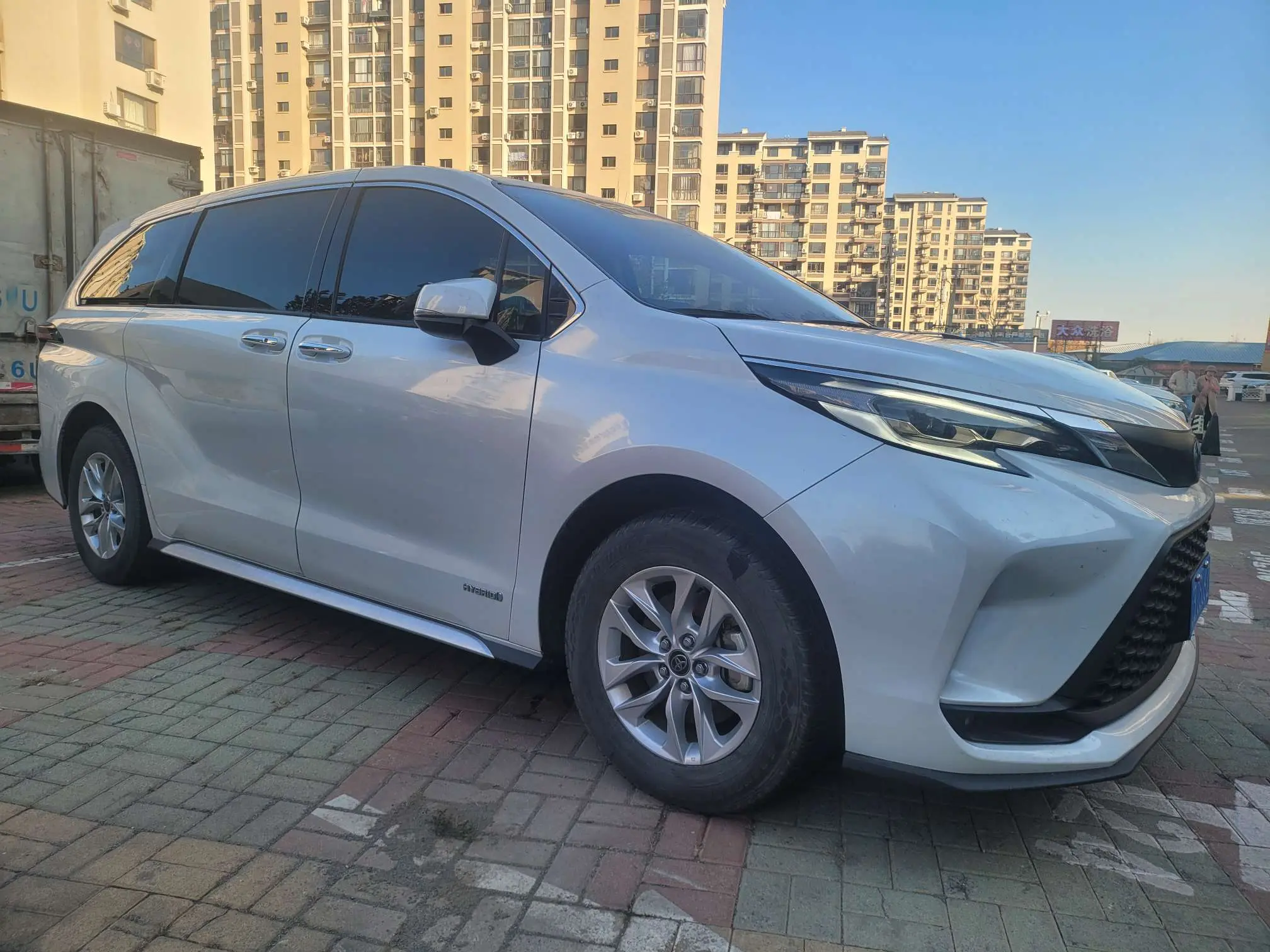 Toyota Granvia  из Китая