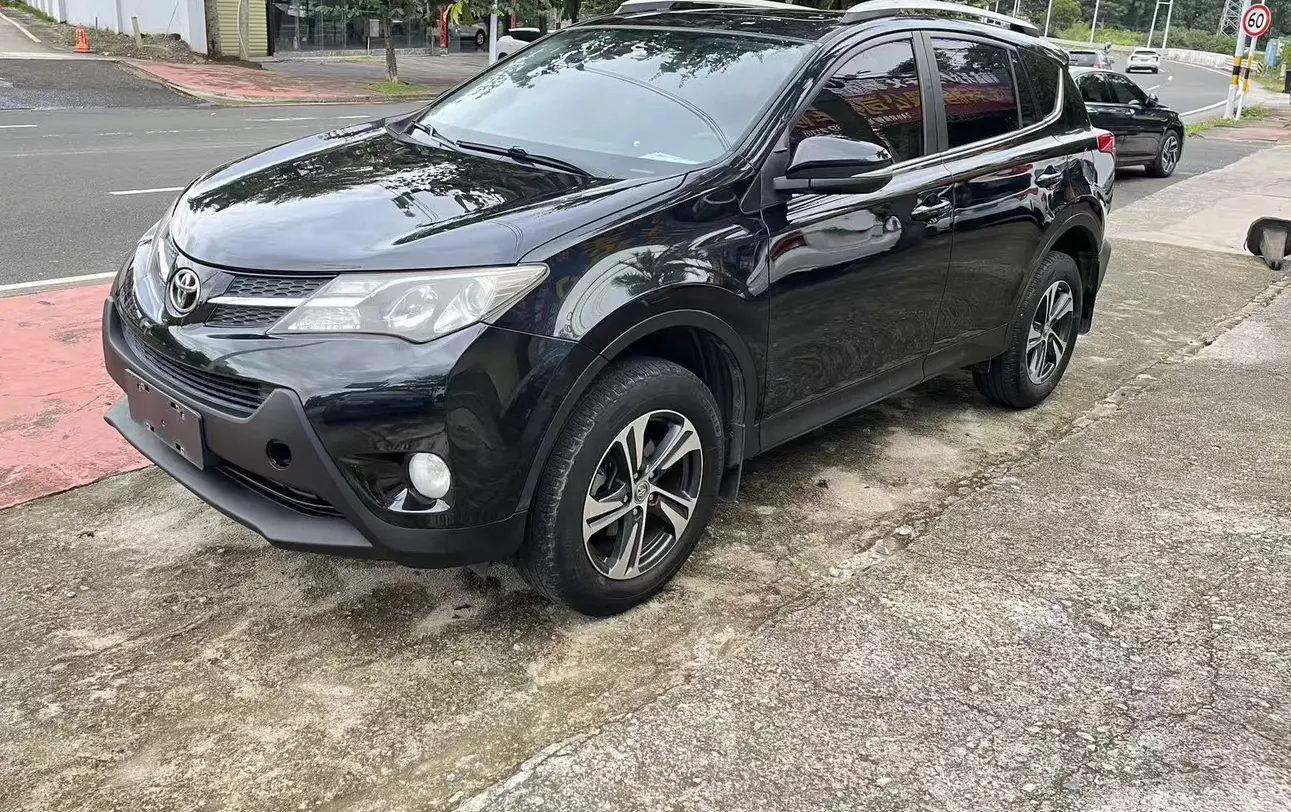 Toyota RAV4  из Китая
