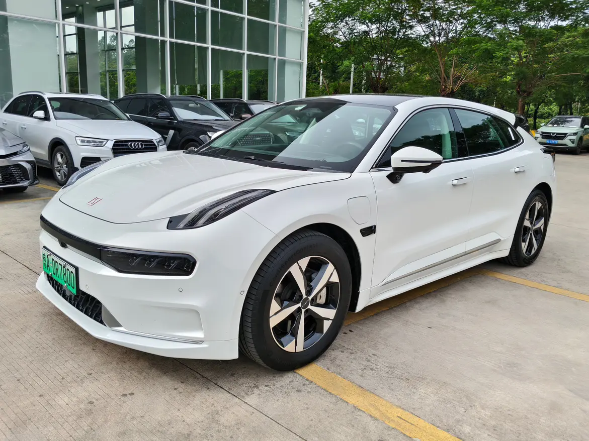 ZEEKR 001  из Китая