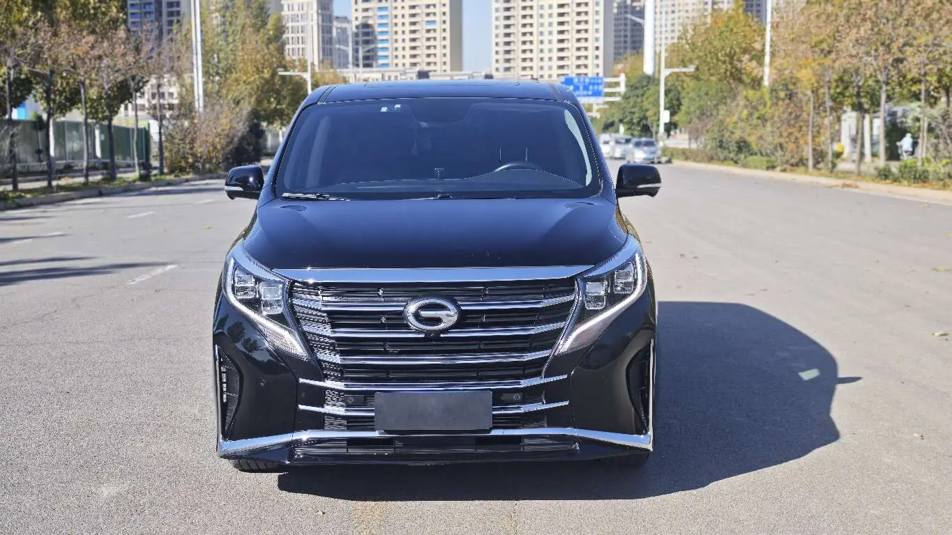 GAC Trumpchi M8  из Китая