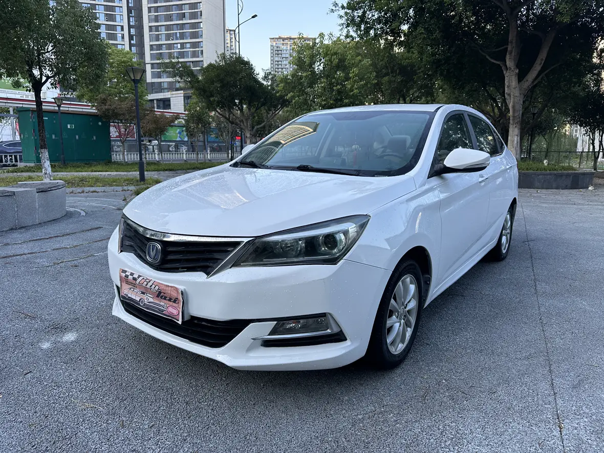 Changan Yuexiang V7  из Китая