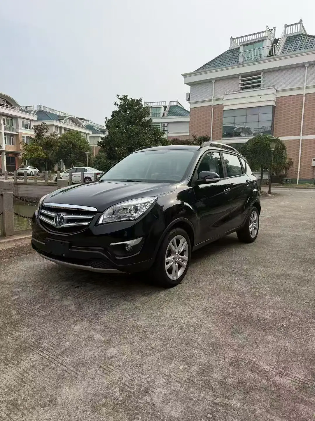 Changan CS35  из Китая