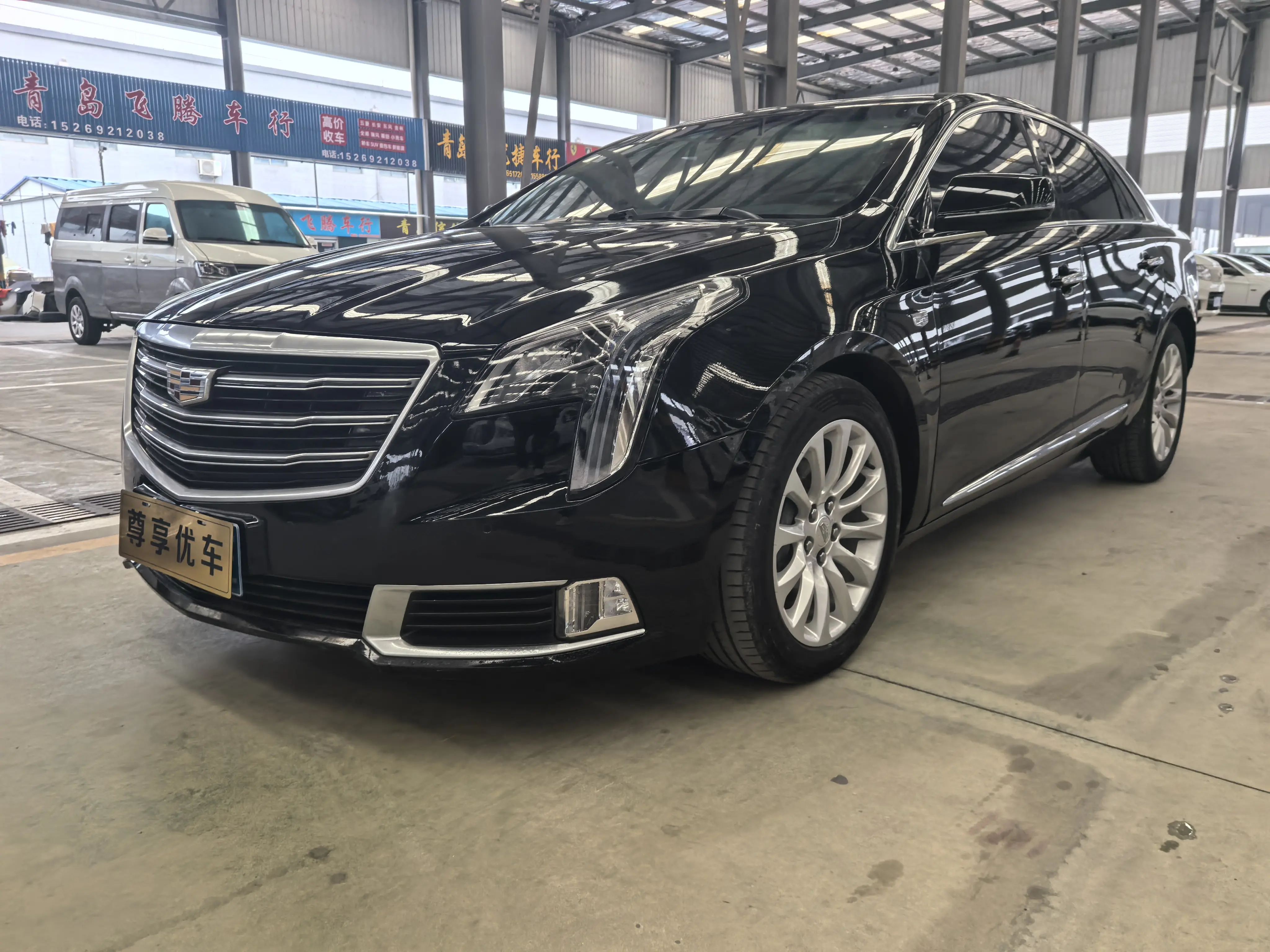 Cadillac XTS  из Китая