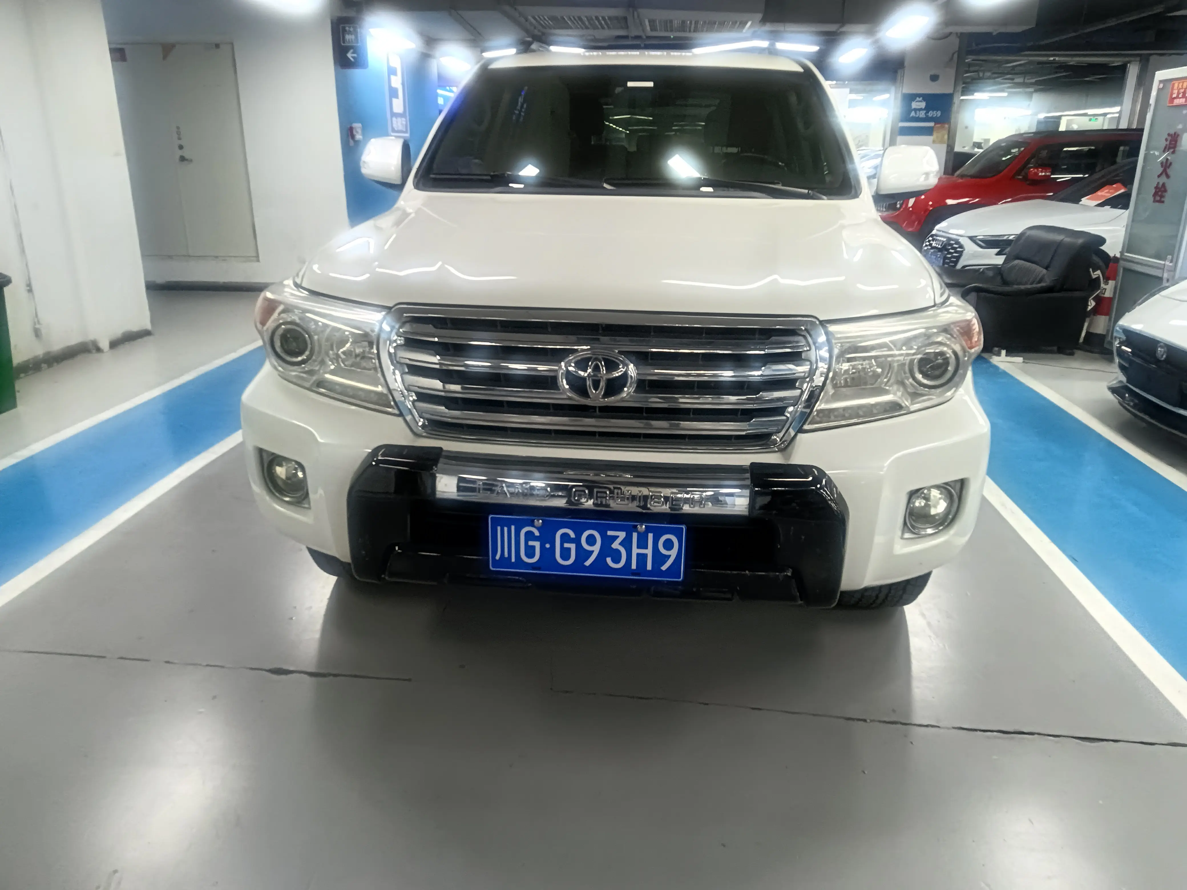 Toyota Land Cruiser (imported)  из Китая