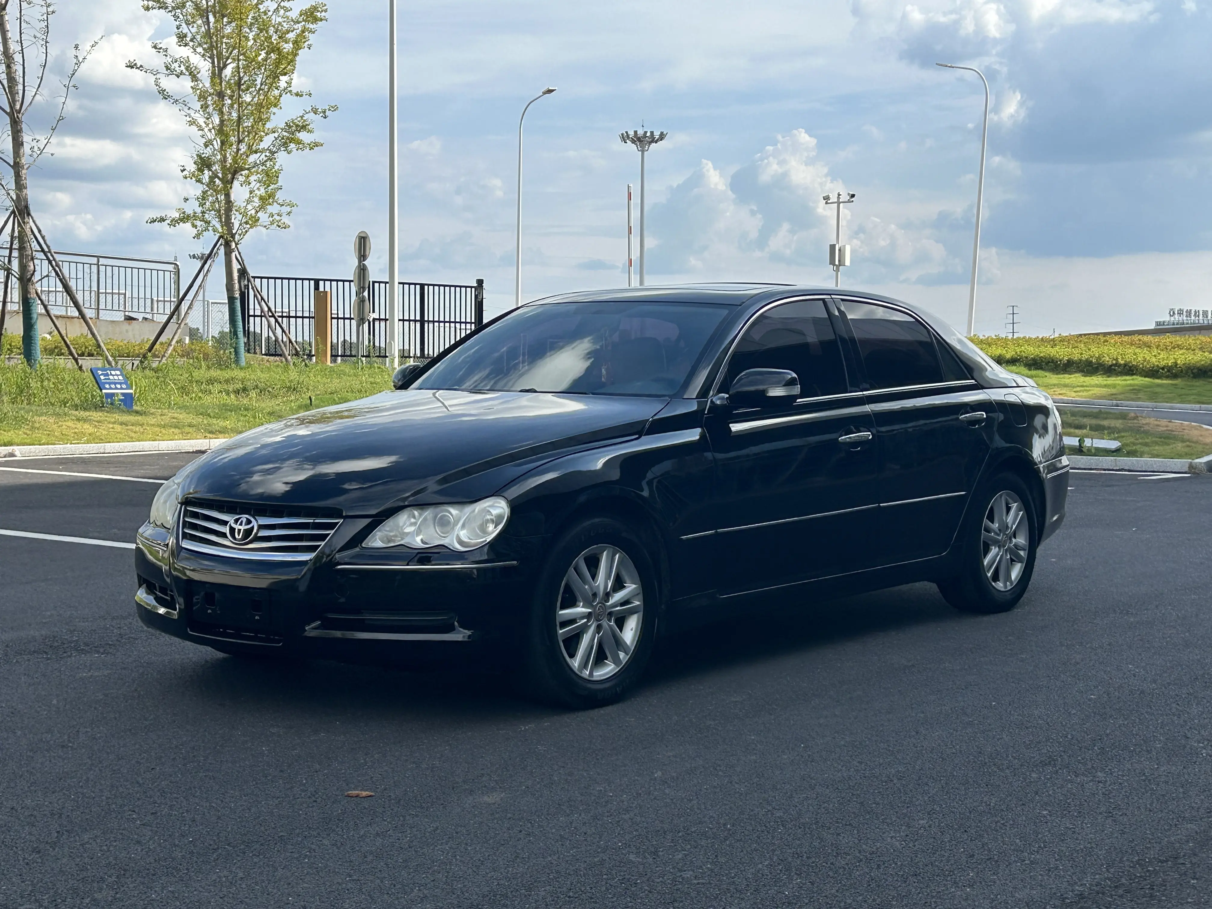 Toyota Ruizhi  из Китая