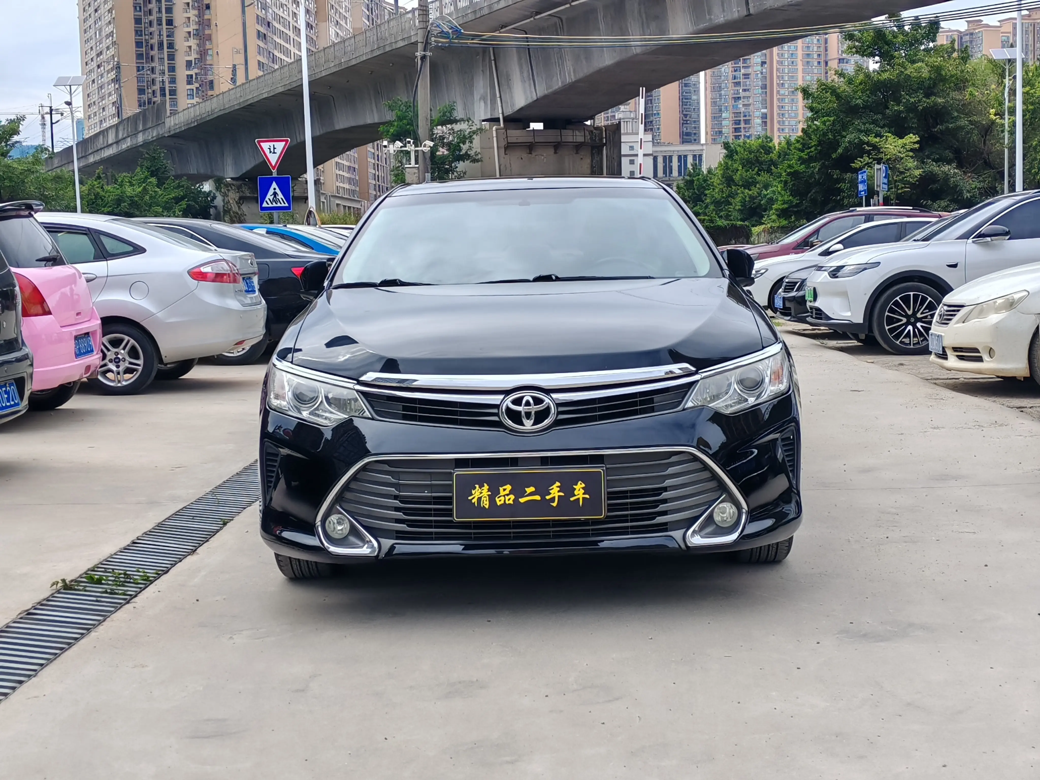 Toyota Camry  из Китая