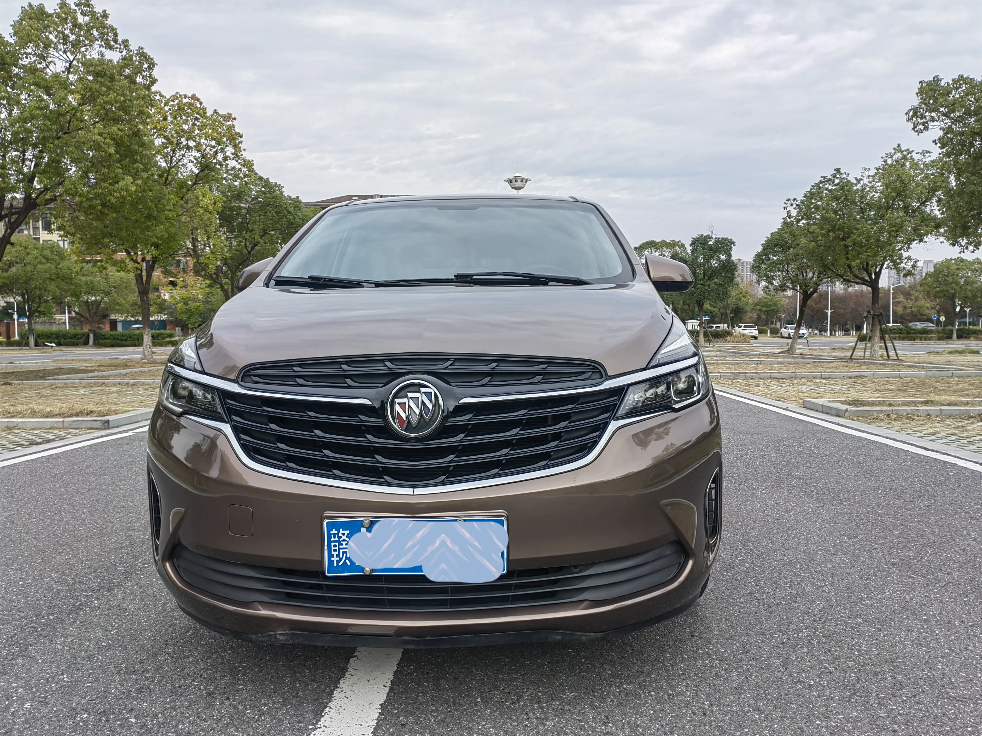 Buick GL8  из Китая