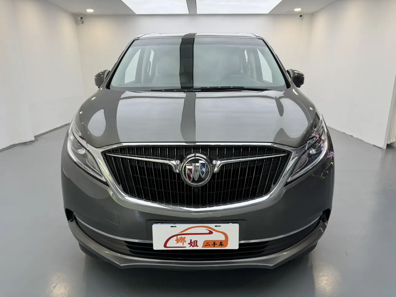 Buick GL8  из Китая