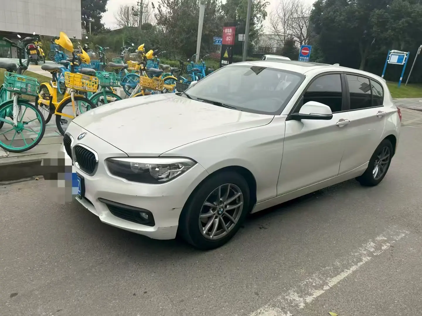 BMW 1 Series (imported)  из Китая