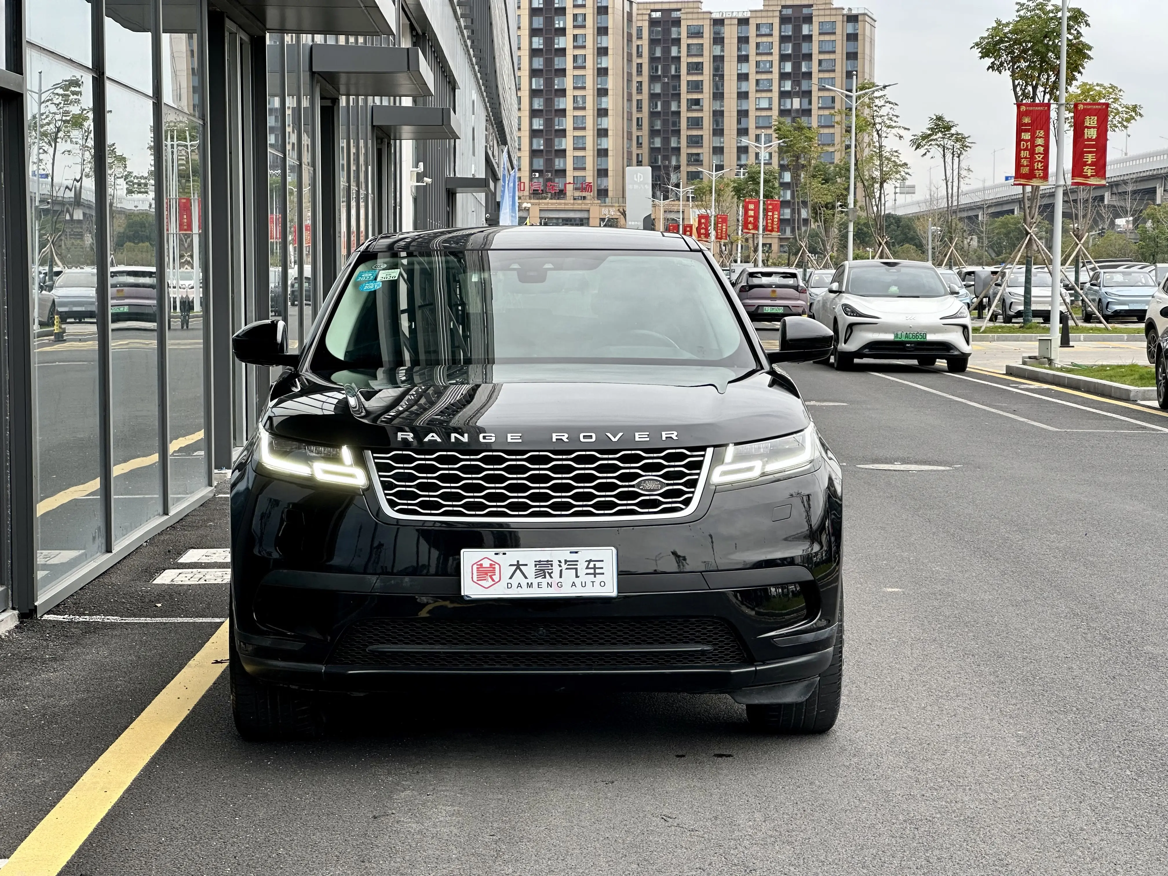 Land Rover Range Rover Velar  из Китая