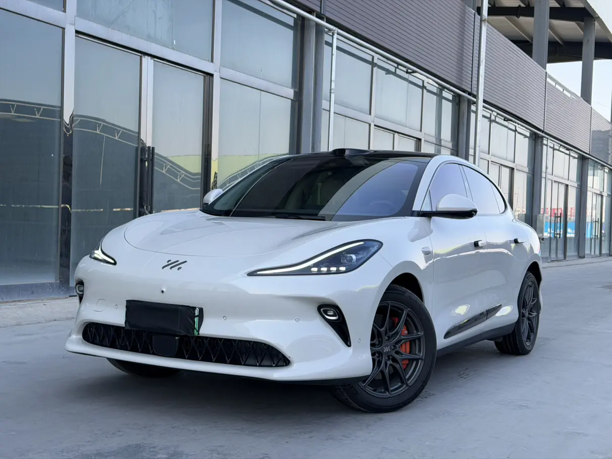 Zhiji LS6  из Китая