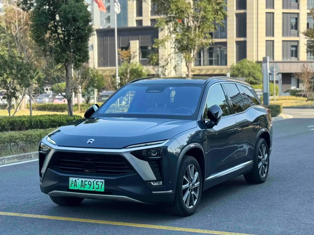 NIO ES8  из Китая