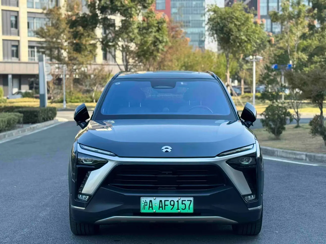 NIO ES8  из Китая