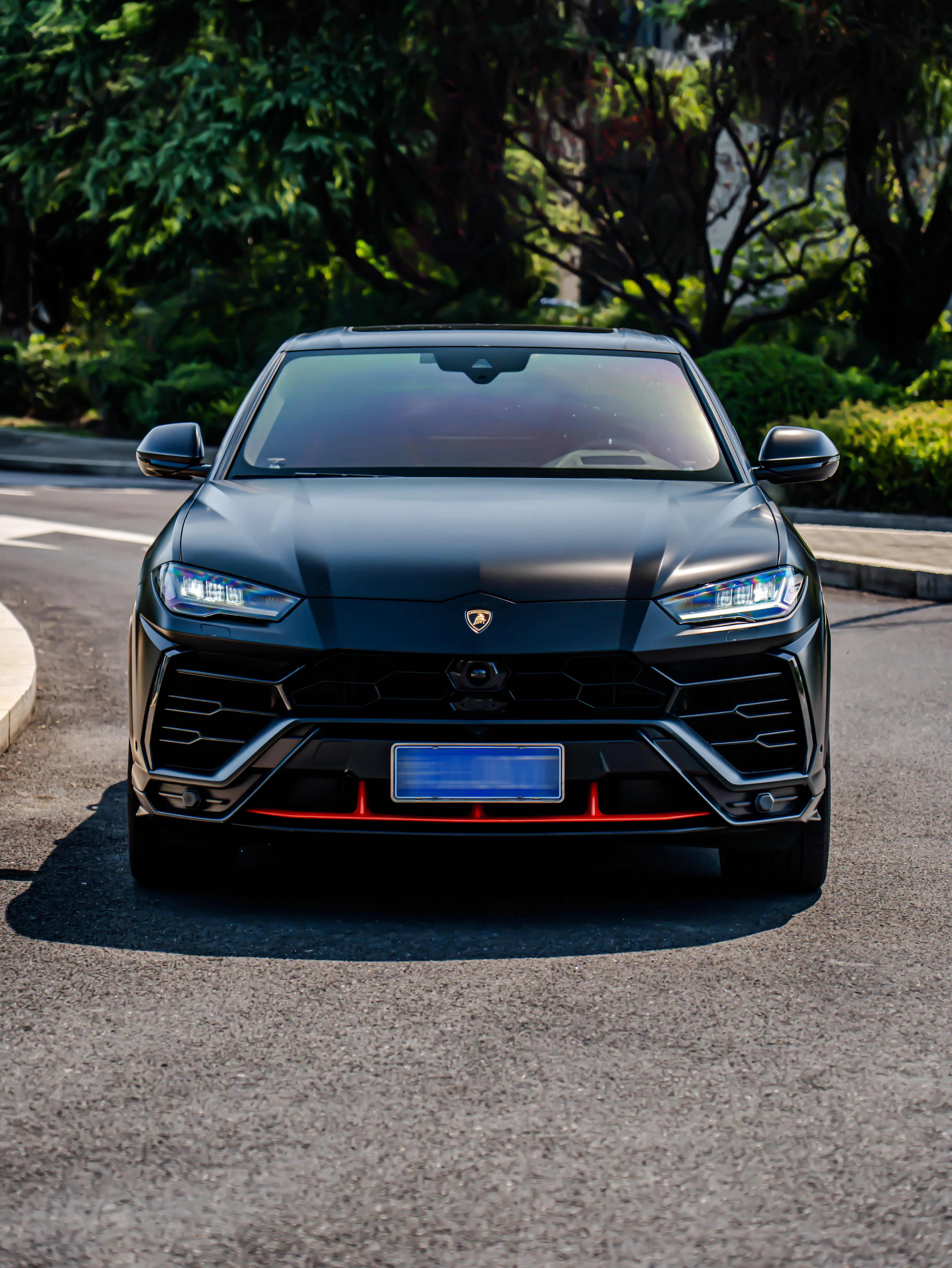 Lamborghini Urus  из Китая