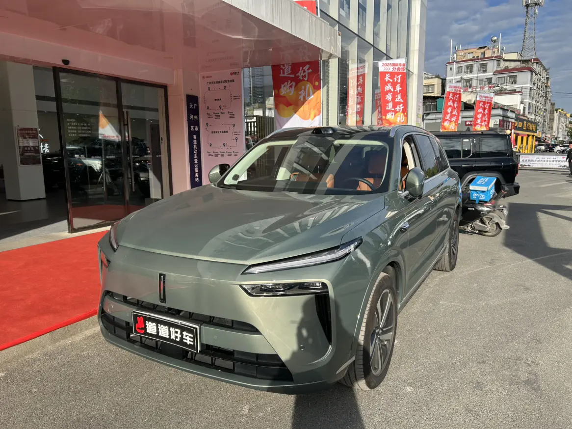 Wey Blue Mountain  из Китая