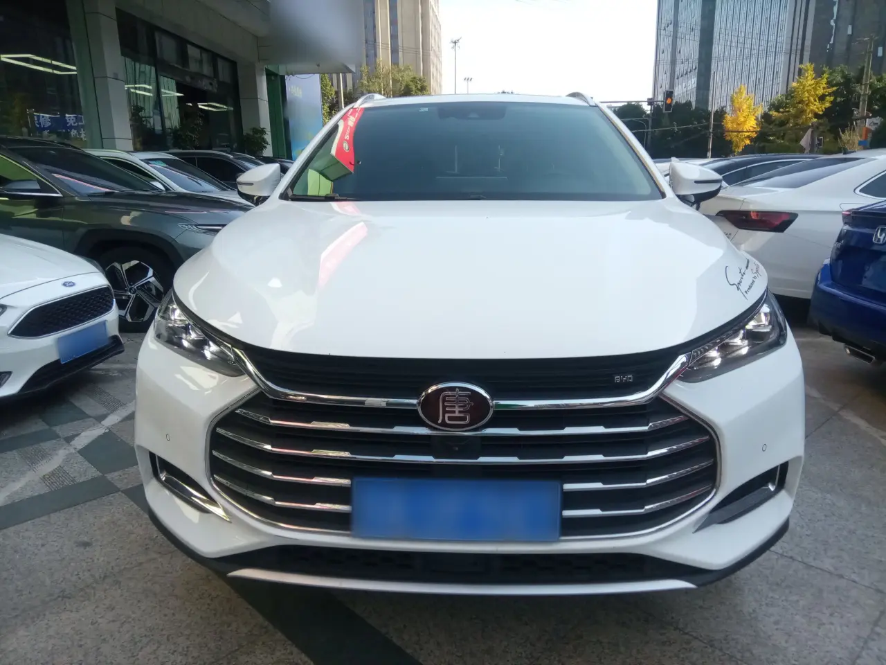 BYD Tang  из Китая