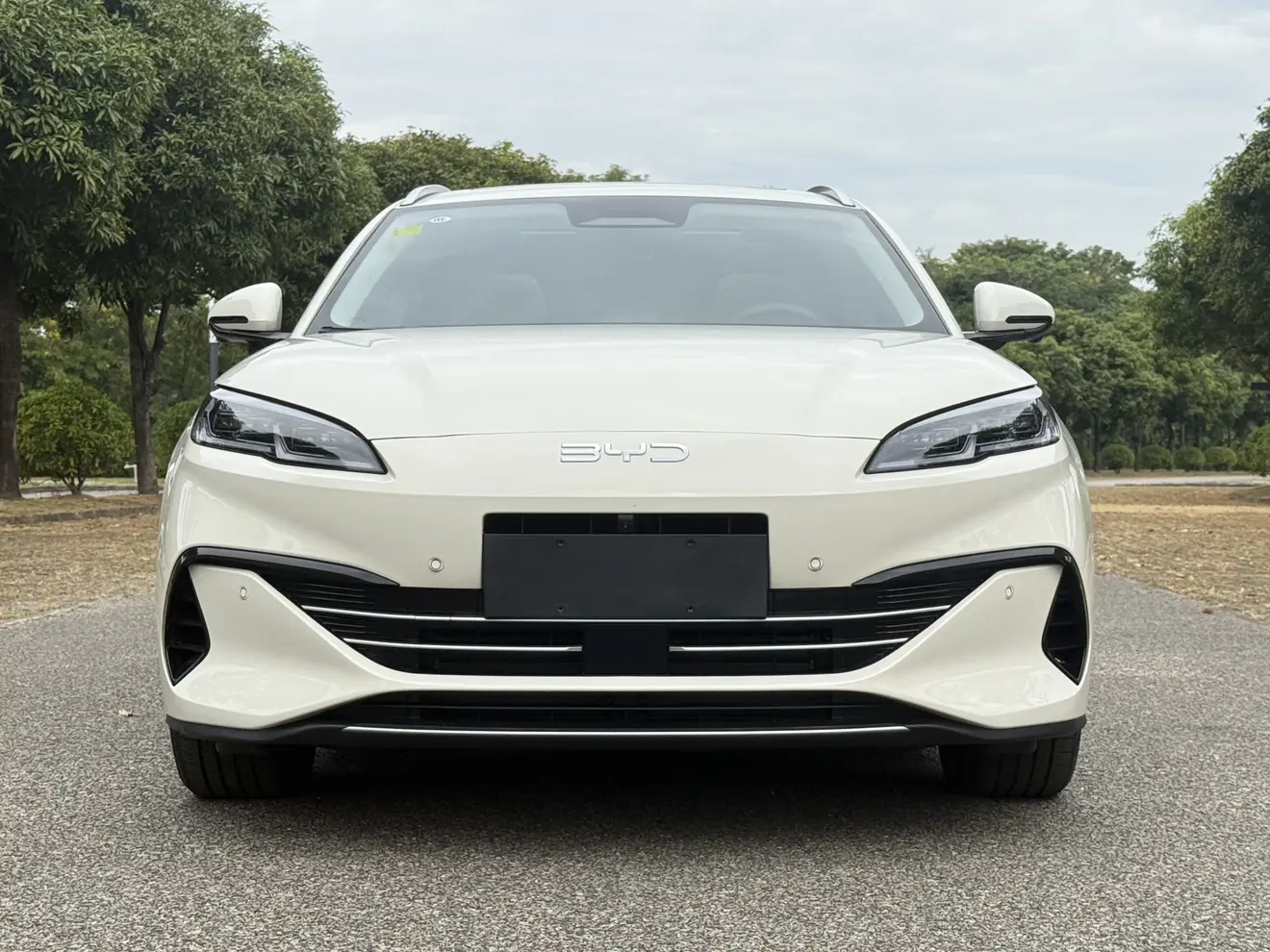 BYD Seal 06DM Travel Edition  из Китая