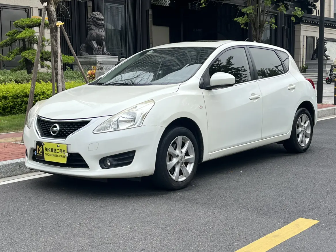 Nissan Tiida  из Китая