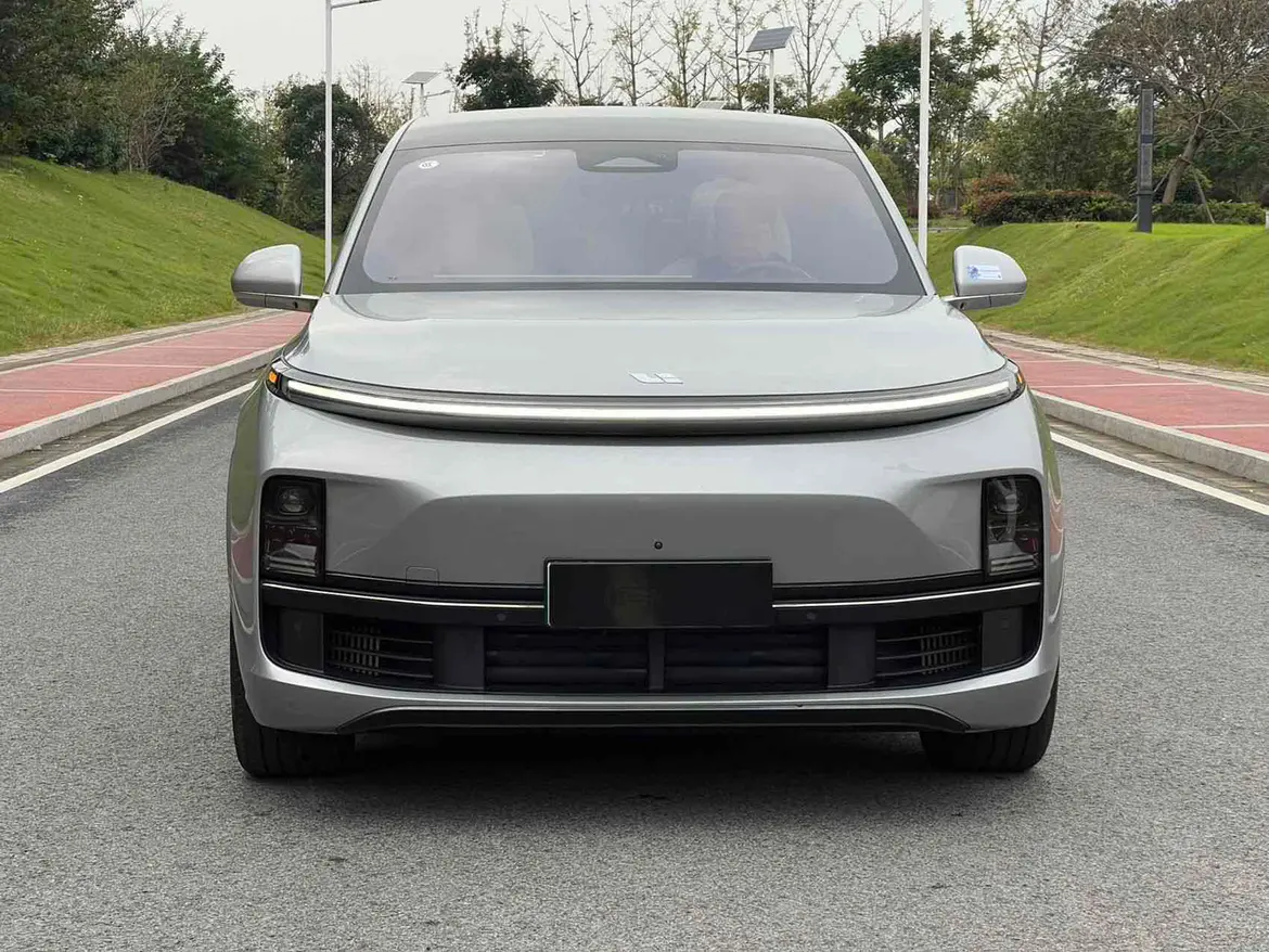 Li L8 (Ideal L8)  из Китая