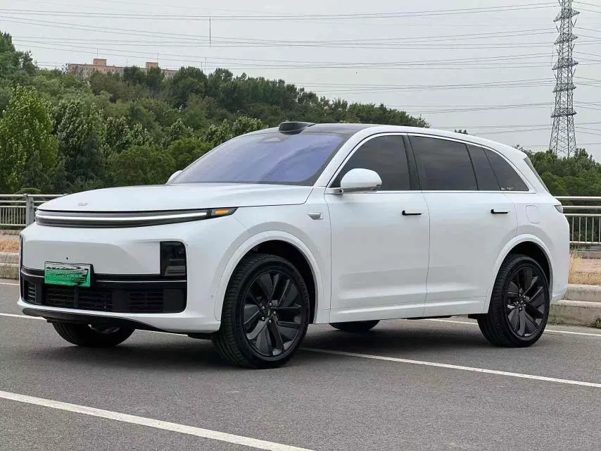 Li L7 (Ideal L7)  из Китая