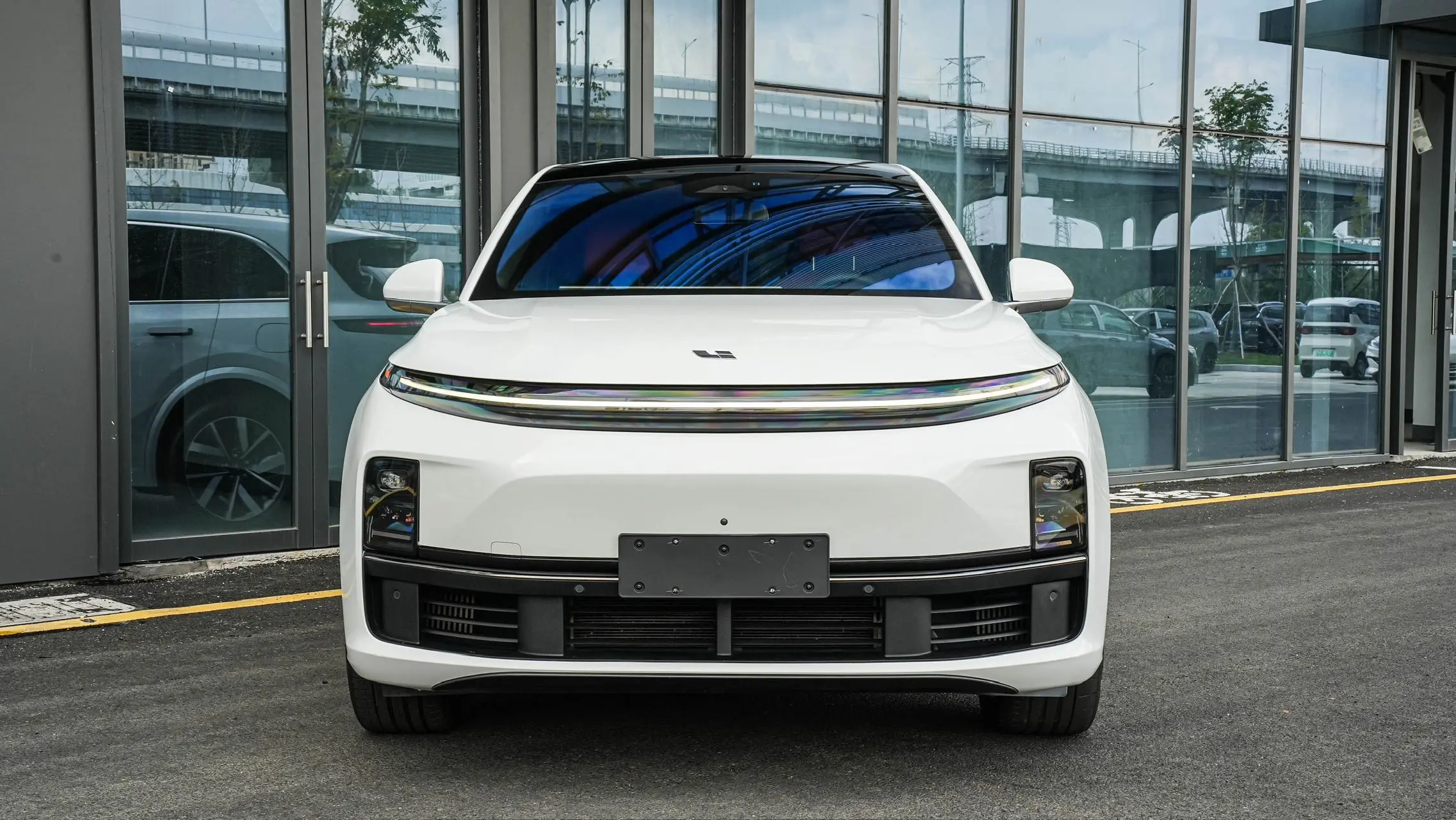 Li L7 (Ideal L7)  из Китая