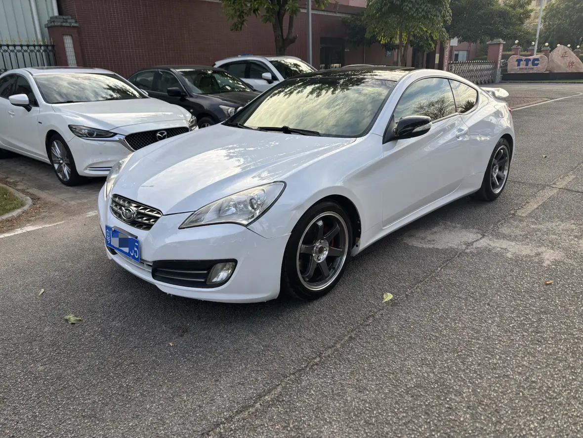 Hyundai Genesis-Coolpad  из Китая